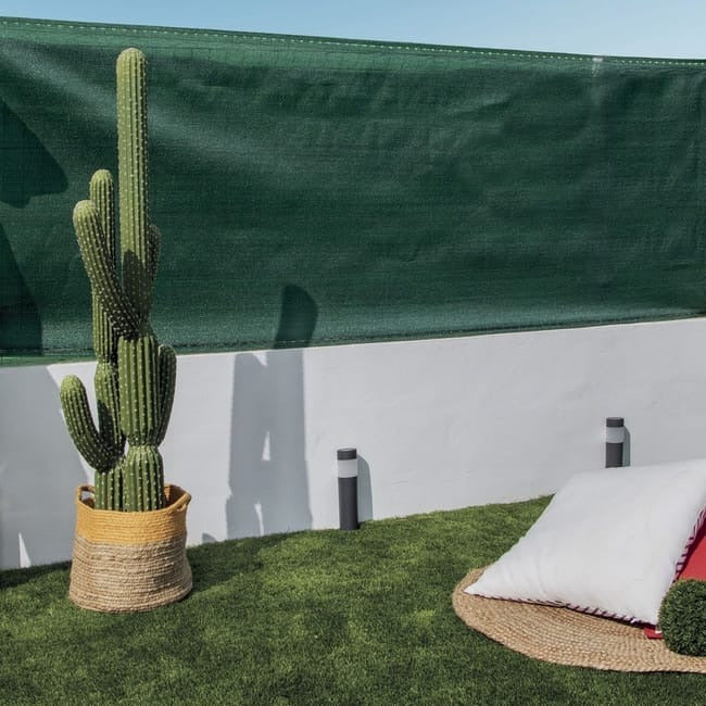 Grünes Sicht- und Schattennetz Recynet Basic von Nortene 1,5 x 10 m