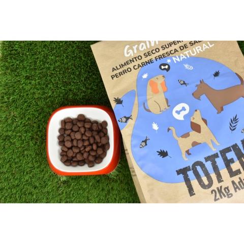 Naturalna bezzbożowa karma Superpremium z łososiem 2 kg Planeta Huerto