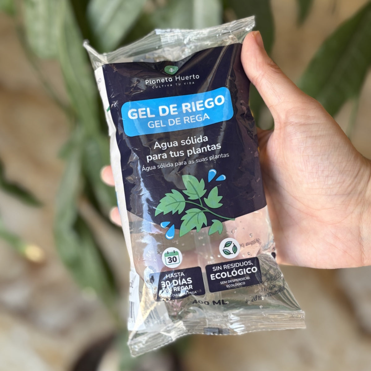 Confezione 4 x Gel per irrigazione Planet Garden 400 ml