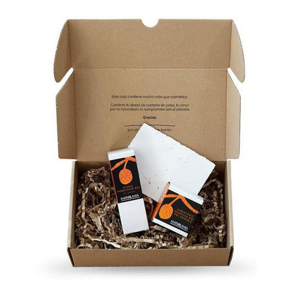 Presentpaket Sol&Luna för känslig hud: Fluid 60 ml + Närande fuktighetskräm 30 ml, Matarrania, 270 g