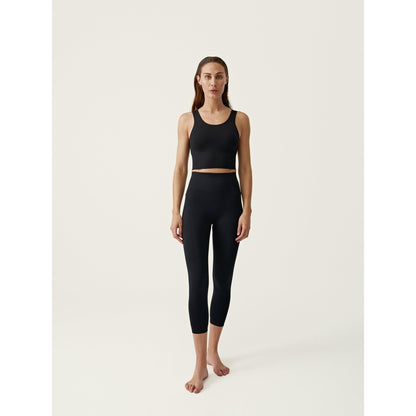Top Chiara Black Born Living Yoga Talla XS