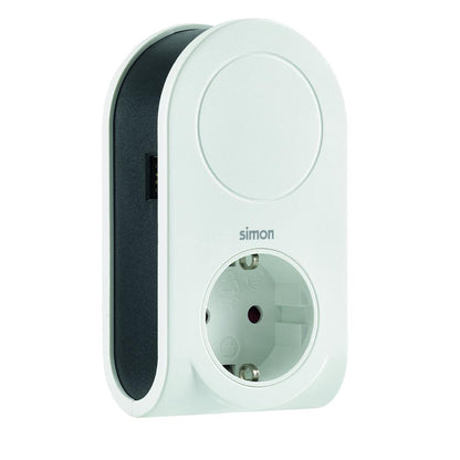 Adapter mit 3 USB-Steckern, aufrollbarem Kabel + 1 USB-Anschluss + 1 Steckdose 16 A Simon